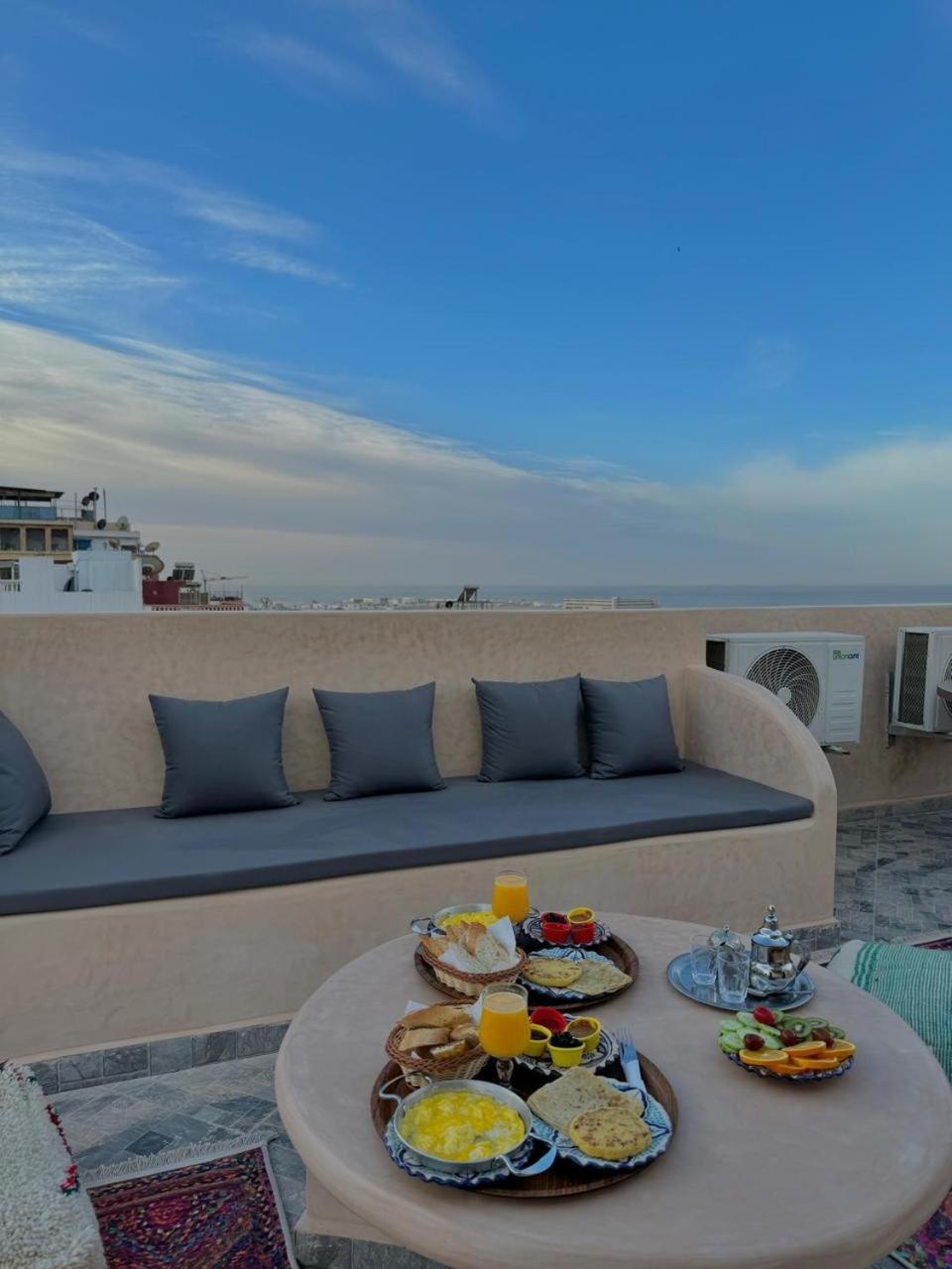 Hostel Playa Surf House Tamraght Zewnętrze zdjęcie